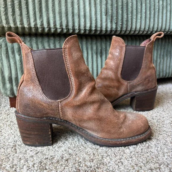 Frye Sabrina Chelsea Leather Ankle Booties Distressed Brown - Picture 4 of 7